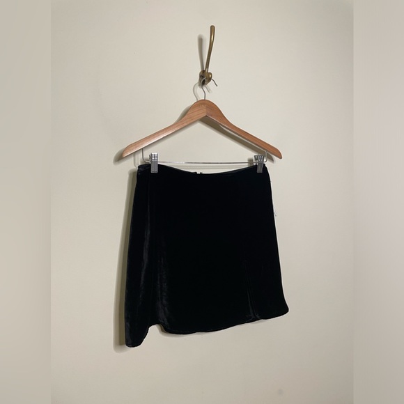 Reformation Cleo Velvet Mini Skirt in Black - Picture 6 of 9